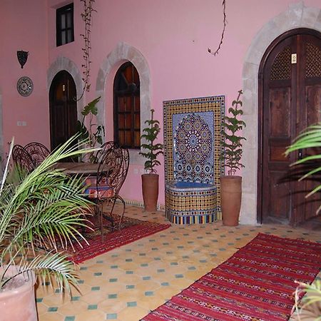 Riad Etoile D'에사우이라 외부 사진
