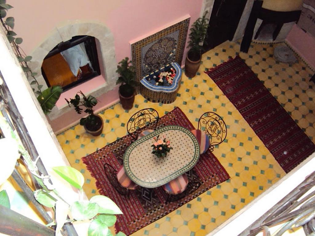 Riad Etoile D'에사우이라 외부 사진