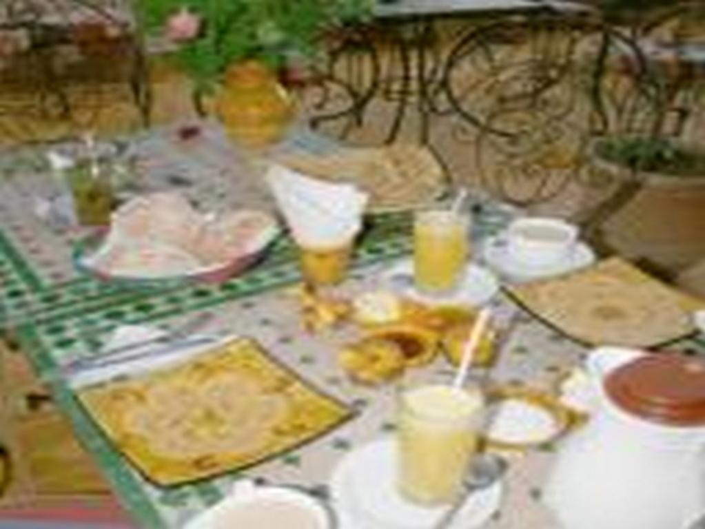 Riad Etoile D'에사우이라 외부 사진