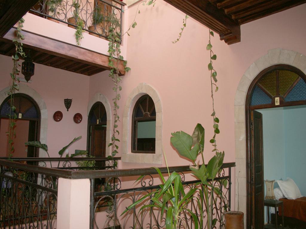 Riad Etoile D'에사우이라 외부 사진