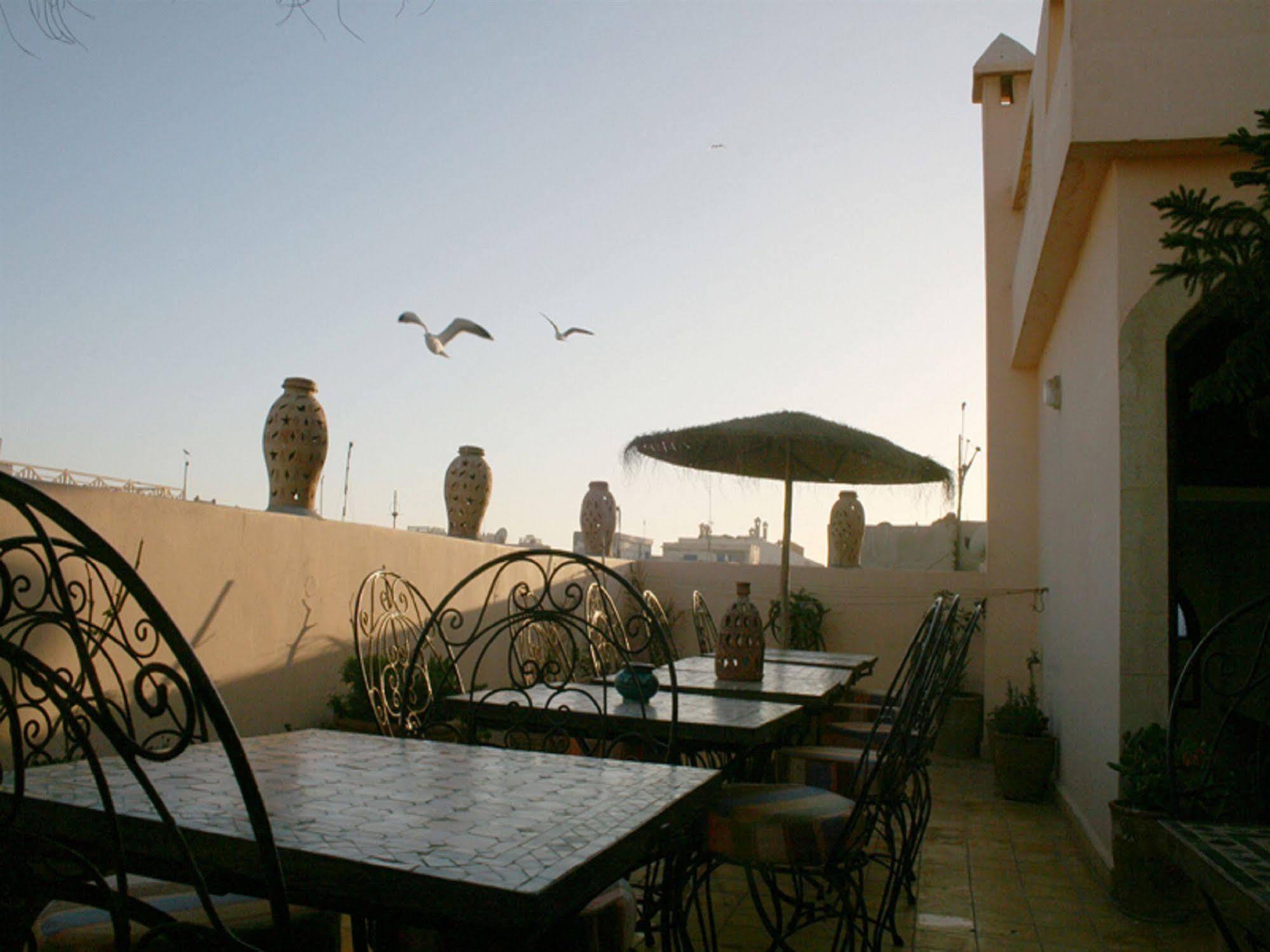 Riad Etoile D'에사우이라 외부 사진