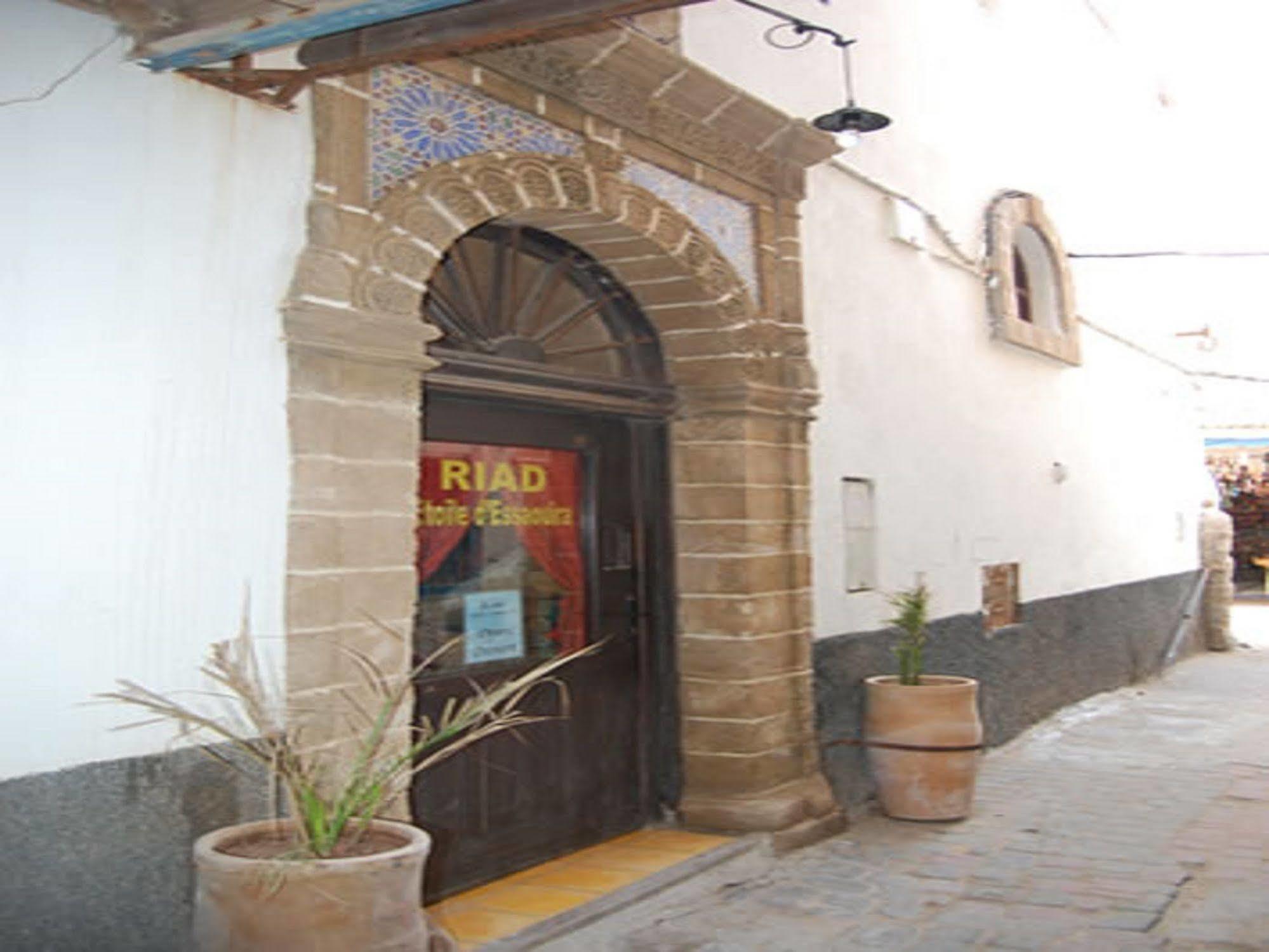 Riad Etoile D'에사우이라 외부 사진
